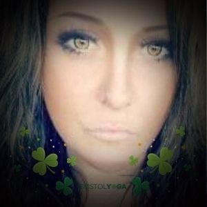 Meet your Posher, Kendra